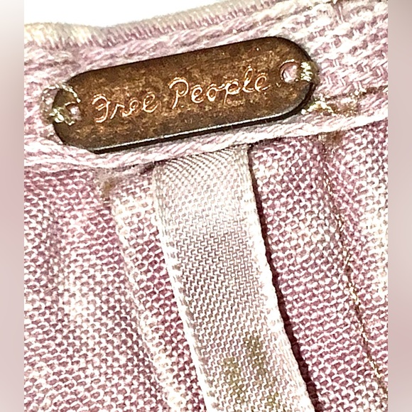 BNWT Free People Sleeveless Blouse
Size M - Picture 7 of 9